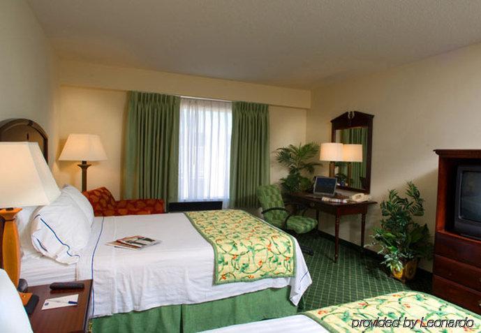 Fairfield Inn & Suites By Marriott Atlanta Alpharetta Exterior photo